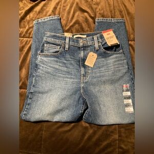 Levi's brand, high waisted mom jeans, size 29, 29 x 27, new with tags, comfy